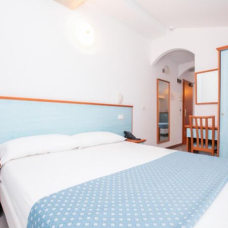 Hotel Brienz بيلاريا-إيجيا مارينا المظهر الخارجي الصورة